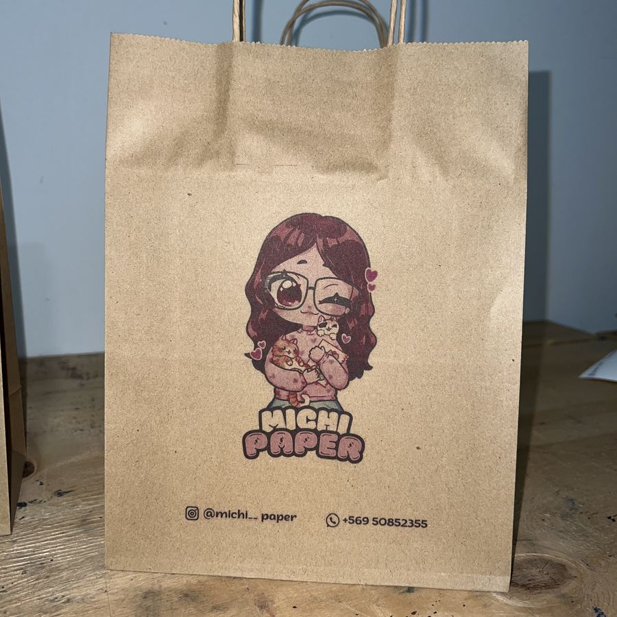 Bolsa kraft con logo a todo color de Michi Paper